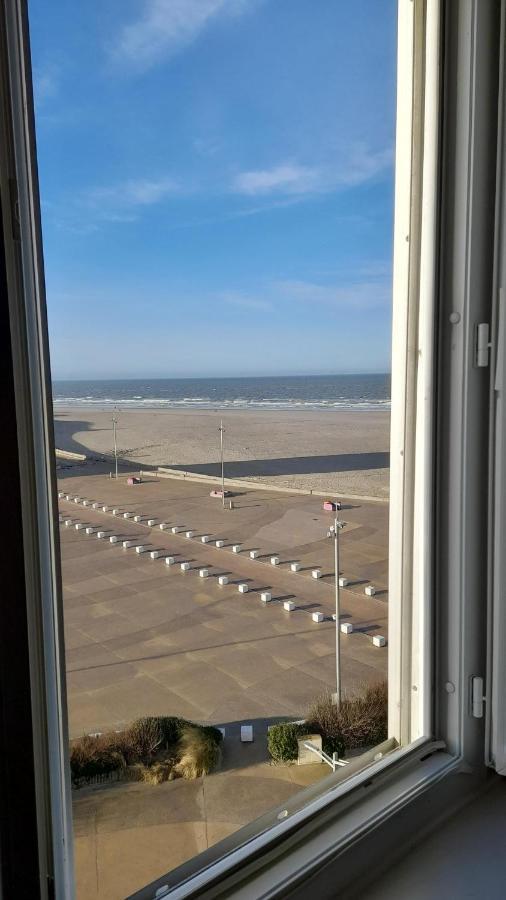Berck: Front De Mer Avec Vue Sur La Plage Exterior foto